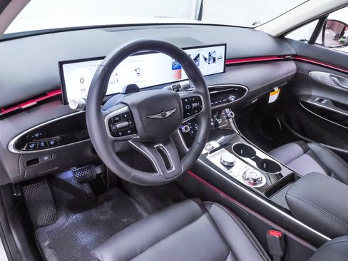 Certified 2026 Genesis GV70 2.5T AWD/4WD image 2