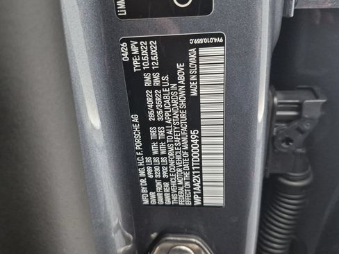 New 2026 Porsche Cayenne Electric AWD/4WD image 18