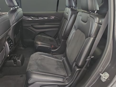 Used 2023 Jeep Grand Cherokee L Laredo AWD/4WD image 22