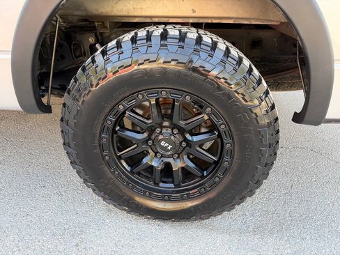 Used 2010 Ford F150 XLT RWD image 25