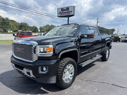 Used 2015 GMC Sierra 2500 Denali w/ Duramax Plus Package