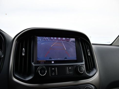 Used 2020 Chevrolet Colorado Z71 image 18