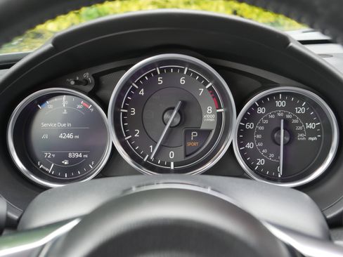 Used 2022 MAZDA MX-5 Miata RF Grand Touring w/ Weather Package RWD image 7