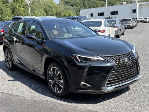 Used 2024 Lexus UX 250h AWD w/ Premium Package image 3