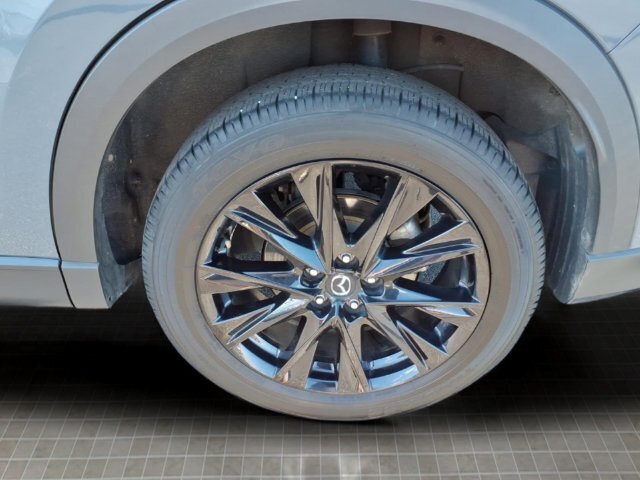 Used 2024 MAZDA CX-5 Carbon Edition AWD/4WD image 12