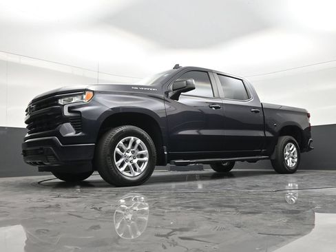 Used 2023 Chevrolet Silverado 1500 RST RWD image 21