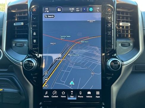 Used 2024 RAM 2500 Laramie image 26