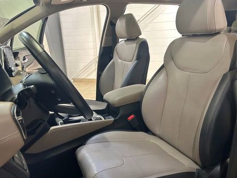 Used 2020 Hyundai Santa Fe Limited FWD image 11