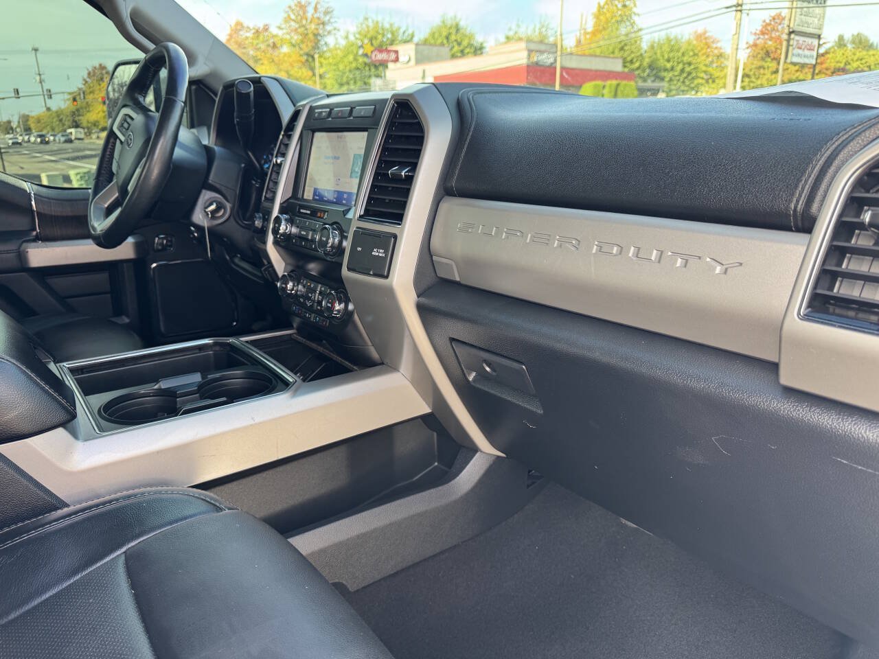 Used 2020 Ford F250 Lariat w/ Lariat Value Package AWD/4WD image 14