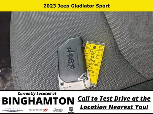 Used 2023 Jeep Gladiator Sport AWD/4WD image 30