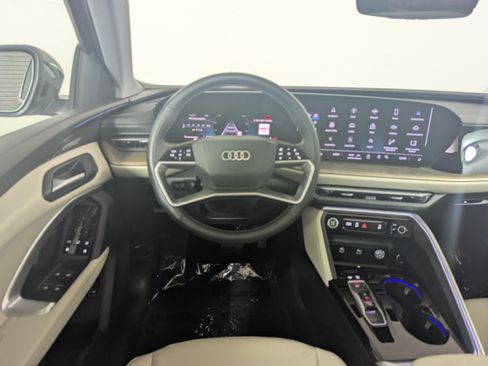 Certified 2025 Audi Q5 Premium w/ Premium Plus AWD/4WD image 21