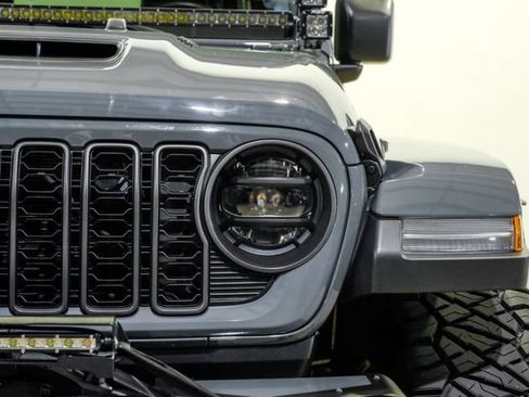 Used 2024 Jeep Wrangler Unlimited Rubicon 392 AWD/4WD image 3