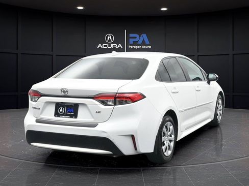 Used 2021 Toyota Corolla LE FWD image 25