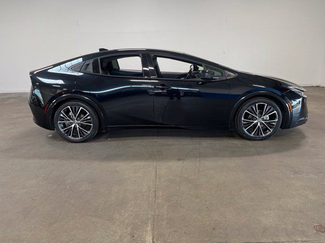 Used 2023 Toyota Prius Limited FWD image 2
