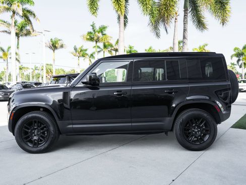 Used 2025 Land Rover Defender 110 S AWD/4WD image 7