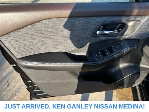 Certified 2023 Nissan Rogue SV AWD/4WD image 14