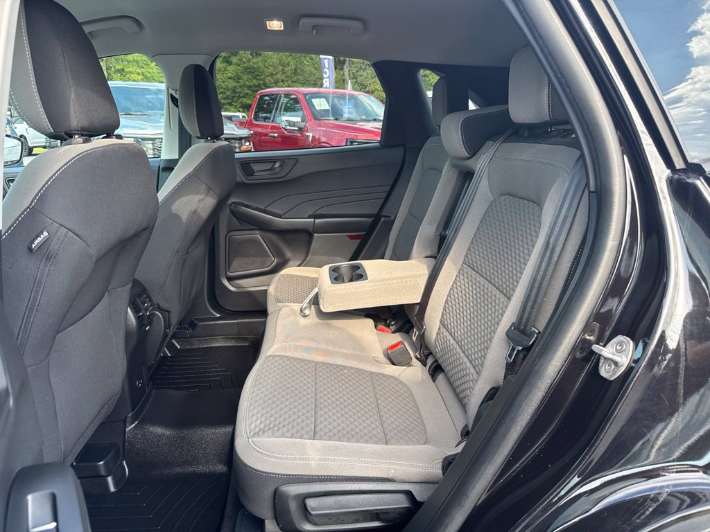 Used 2022 Ford Escape SE w/ Convenience Package FWD image 12