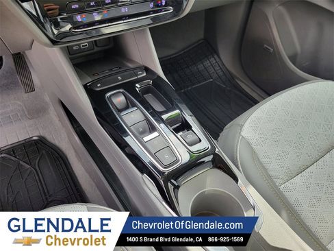 Certified 2022 Chevrolet Bolt EUV Premier w/ Sun & Sound Package image 31