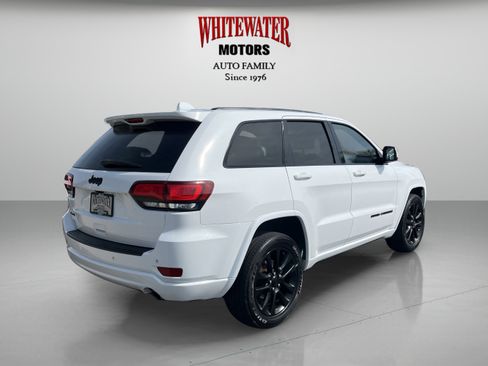 Used 2020 Jeep Grand Cherokee Altitude image 5