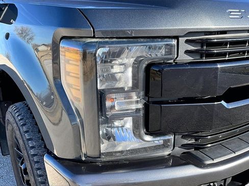 Used 2019 Ford F250 Lariat image 24