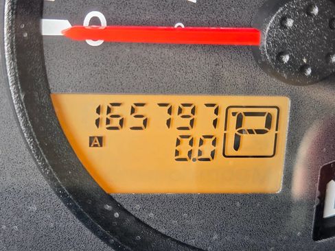 Used 2005 Nissan Frontier LE w/ (J01) Sunroof Pkg image 18