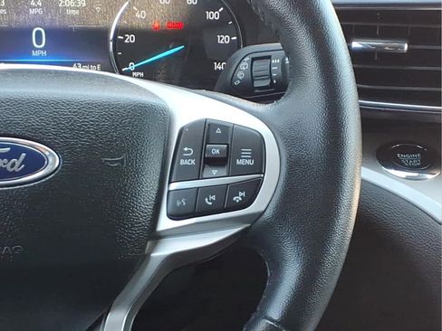 Used 2023 Ford Explorer XLT w/ Equipment Group 202A AWD/4WD image 22