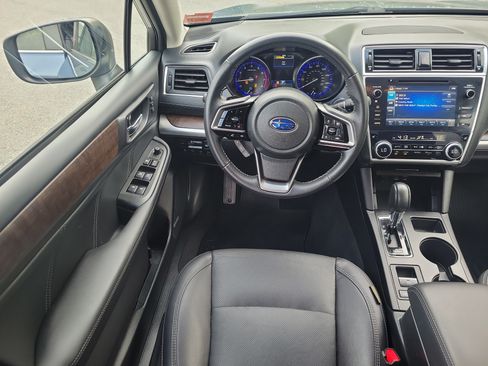 Used 2018 Subaru Outback 2.5i Limited AWD/4WD image 19