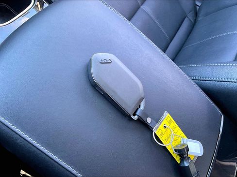 Used 2023 Kia Telluride SX image 36