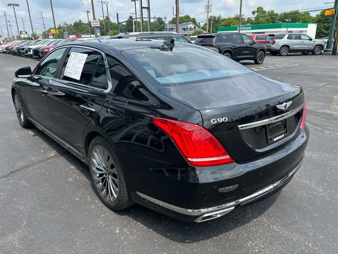 Used 2018 Genesis G90 5.0 Ultimate AWD/4WD image 2