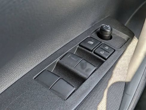 Used 2026 Toyota Corolla LE FWD image 20
