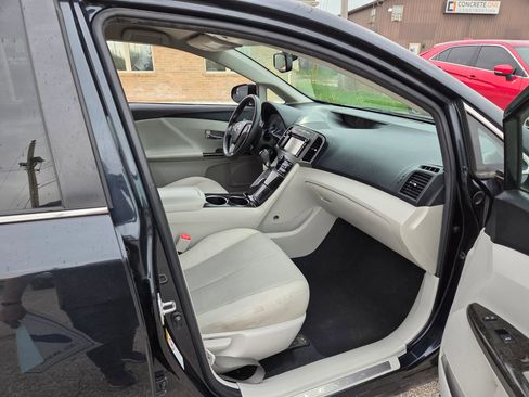 Used 2014 Toyota Venza LE w/ Tow Prep Package image 20