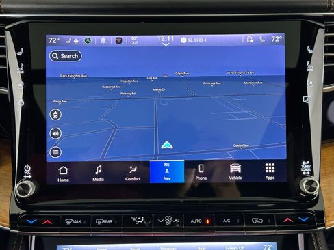 Used 2022 Jeep Grand Wagoneer Series III image 40