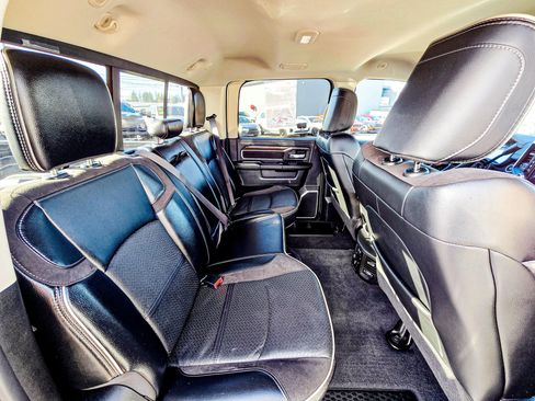 Used 2024 RAM 3500 Laramie image 15