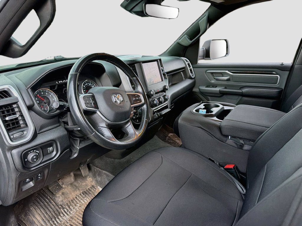 Used 2022 RAM 1500 Big Horn AWD/4WD image 9