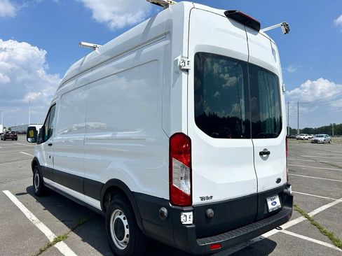 Used 2019 Ford Transit 250 148 High Roof RWD image 2