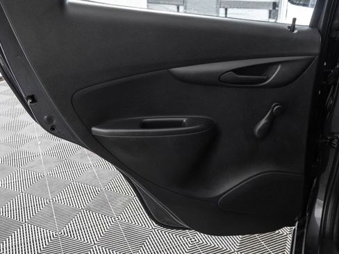Used 2022 Chevrolet Spark LS FWD image 33