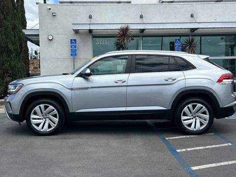 Used 2023 Volkswagen Atlas Cross Sport SE FWD image 7