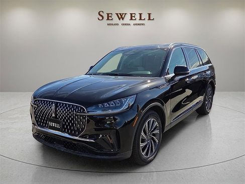 New 2026 Lincoln Aviator 2WD image 1