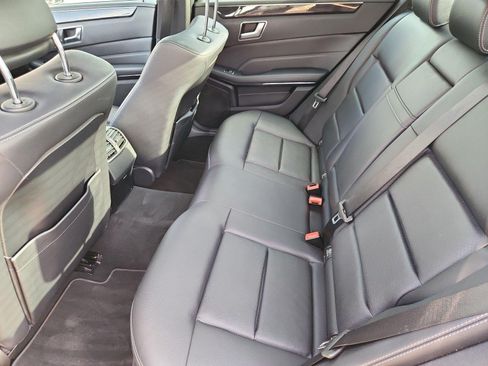 Used 2015 Mercedes-Benz E 350 Sedan image 24