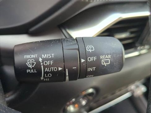 Used 2020 MAZDA CX-5 Touring FWD image 13
