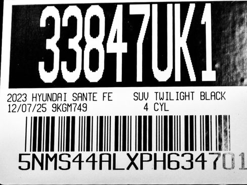 Used 2023 Hyundai Santa Fe Limited image 27