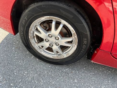 Used 2010 Toyota Prius Two FWD image 33