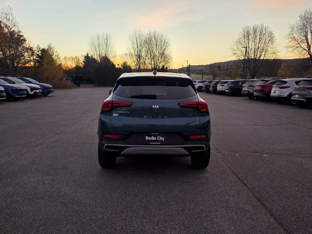 Used 2024 Buick Encore GX Preferred w/ Comfort Package AWD/4WD image 7