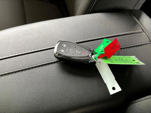 Used 2024 Chevrolet Blazer LT w/ Convenience Package image 33