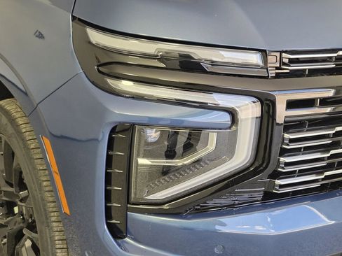 New 2026 Chevrolet Tahoe High Country w/ Sun And Tow Package RWD image 9
