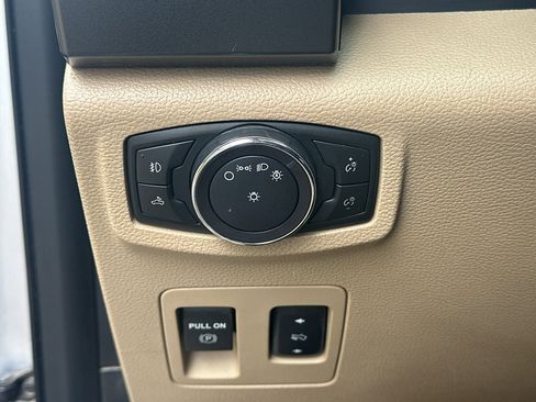 Used 2018 Ford F150 XLT w/ Equipment Group 301A Mid AWD/4WD image 27