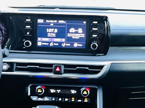 Used 2023 Kia K5 LXS image 16