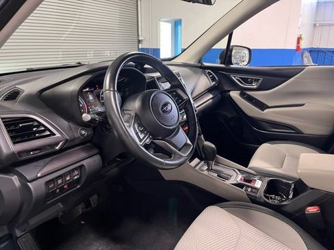 Used 2022 Subaru Forester Premium w/ Popular Package #2 image 20