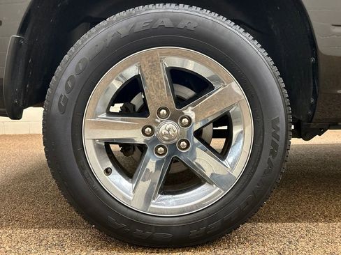 Used 2017 RAM 1500 Express AWD/4WD image 26