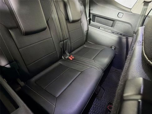 Used 2023 Volkswagen Atlas SE w/ Panoramic Sunroof Package AWD/4WD image 28